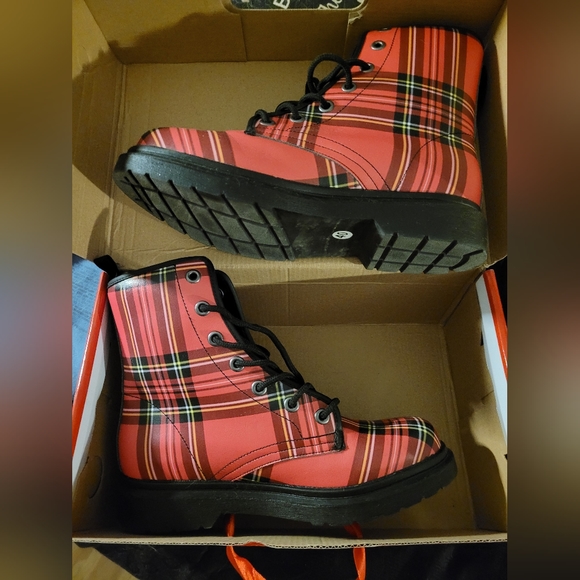 Plaid combat boots - Picture 3 of 9
